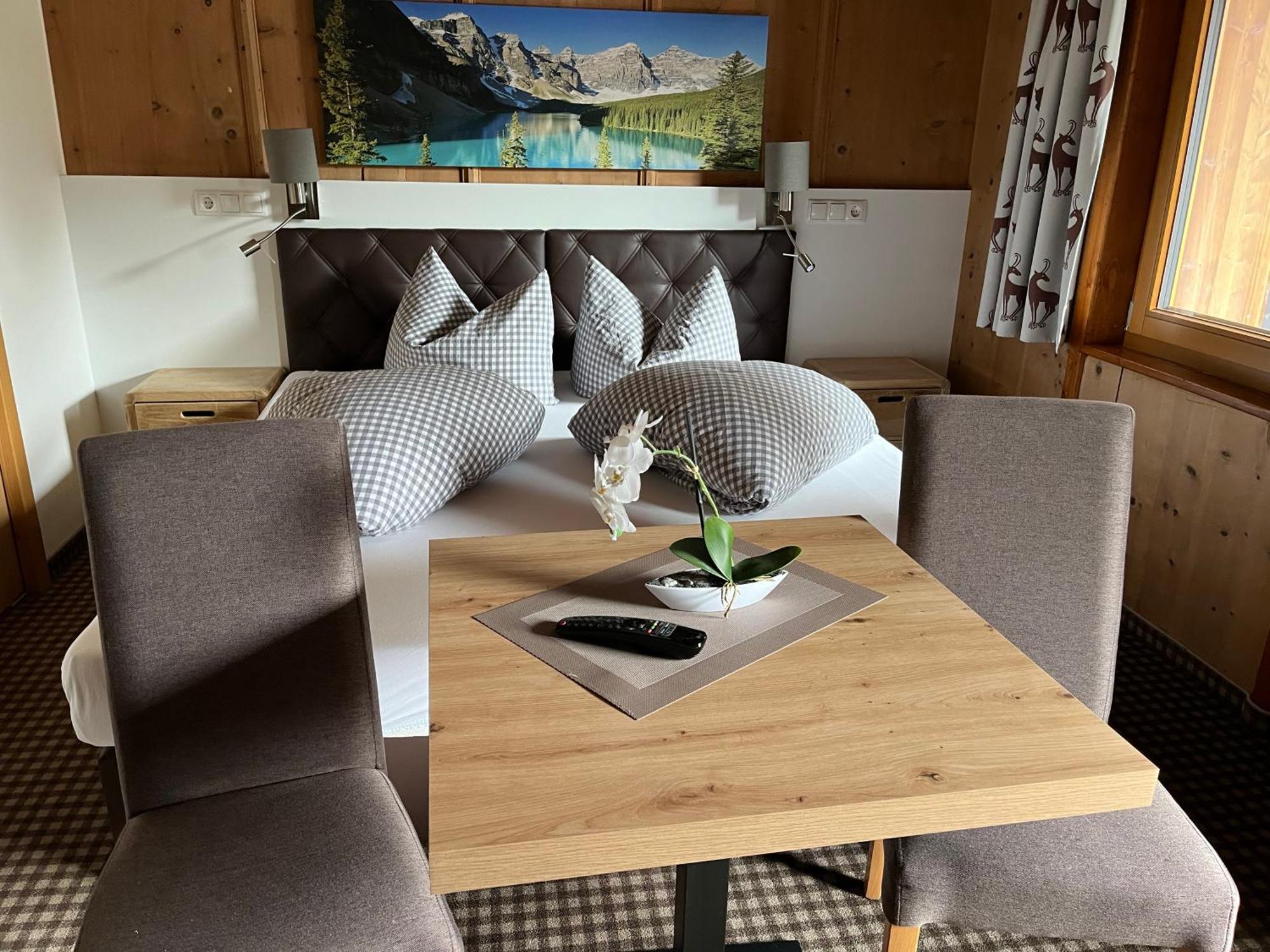 Hotel Garni Schoenblick سولدن المظهر الخارجي الصورة